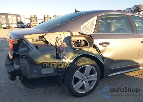 2016 Volkswagen Passat 1.8T Se from USA, damaged, VIN 1VWBT7A3XGC065896